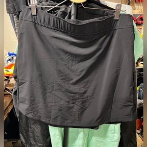 Eddie Bauer black skort